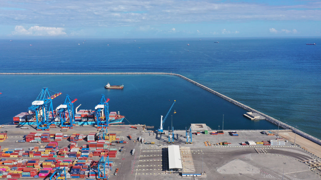 Exporting from the UK to Ghana: Essential Steps and Key Considerations
